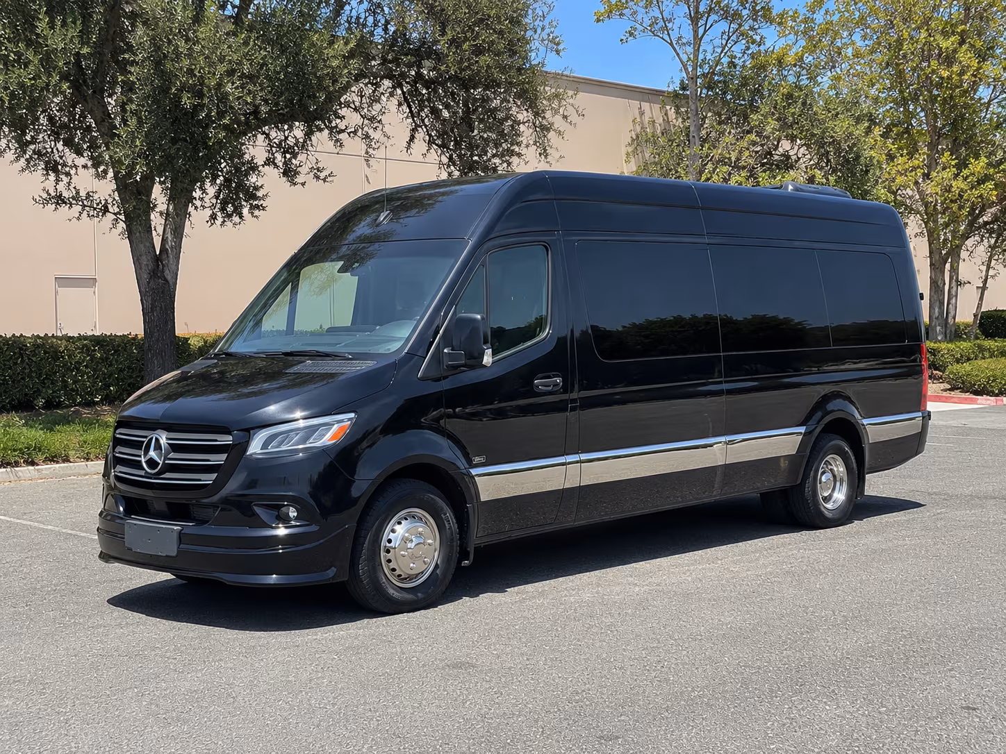 kingsport long distance transportation onboard seating